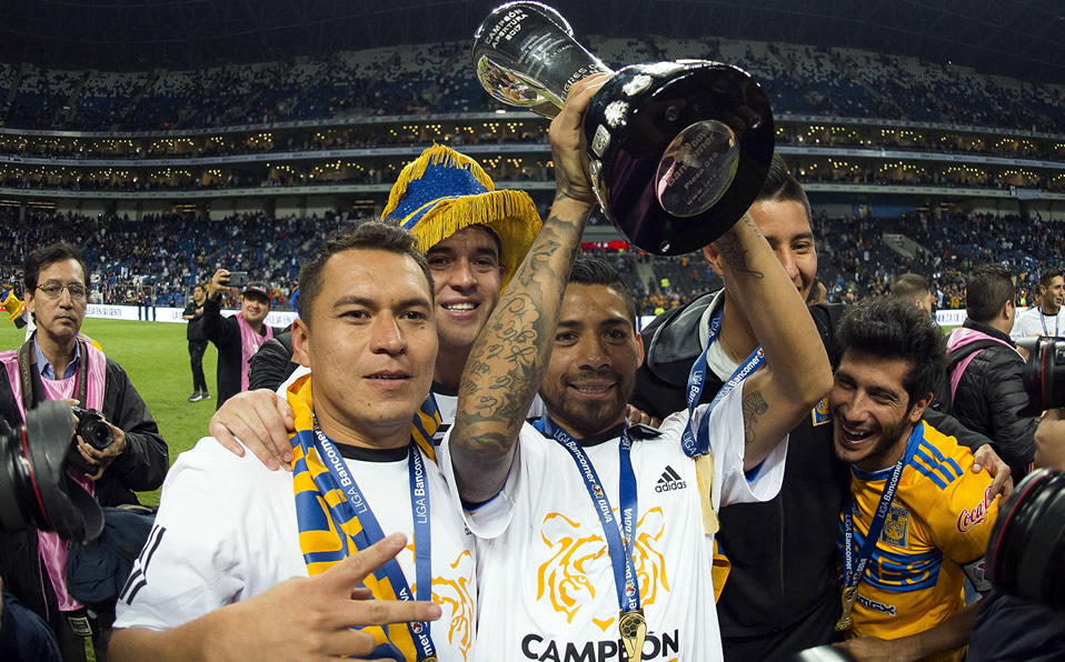 Javier Aquino: Símbolo de Tigres desde 2015, con paso previo en Villarreal y Rayo Vallecano en sus dos años europeos.