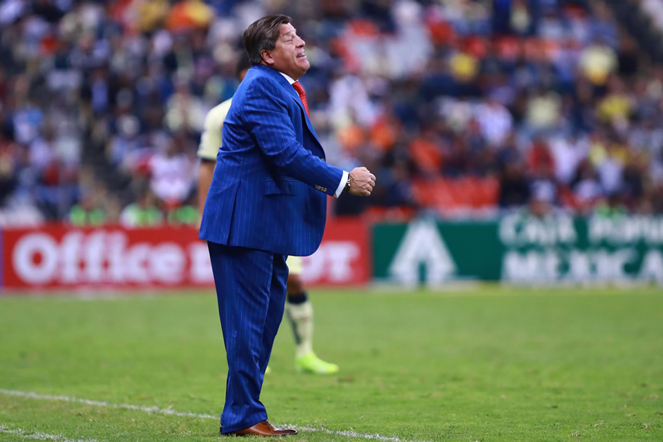 Miguel Herrera intenso como siempre (FOTO: Imago7)