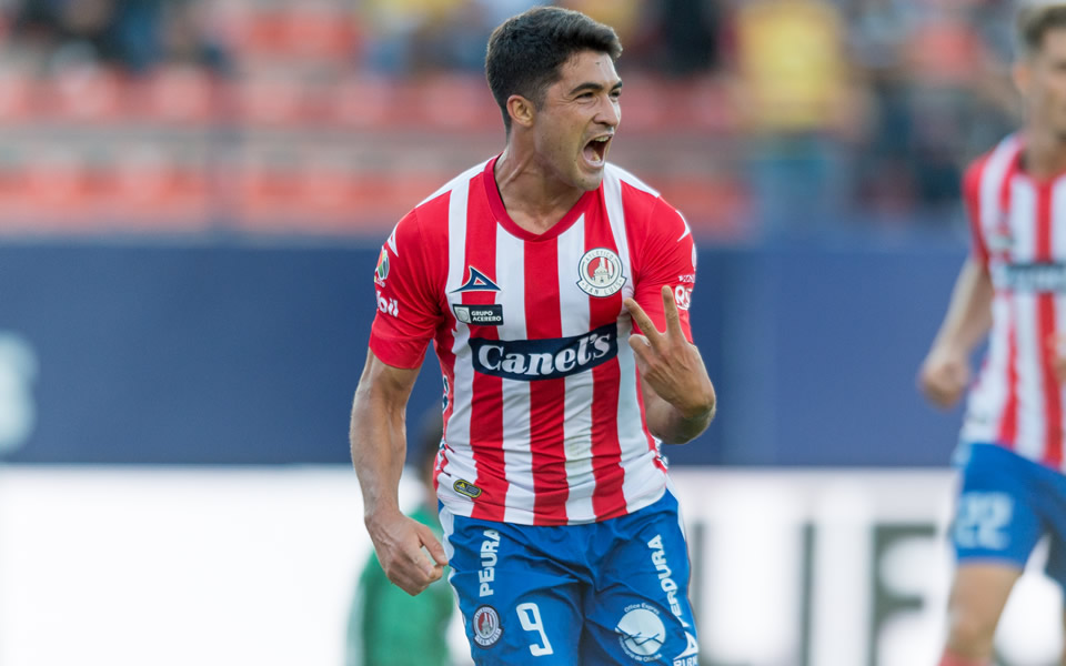Nico Ibañez adelantó a San Luis (FOTO: Imago7)