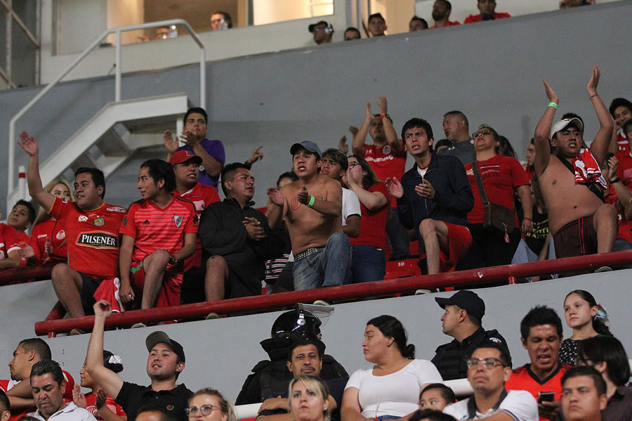 Aficionados de Toluca hicieron el viaje a Aguascalientes. (Foto: Imago 7)