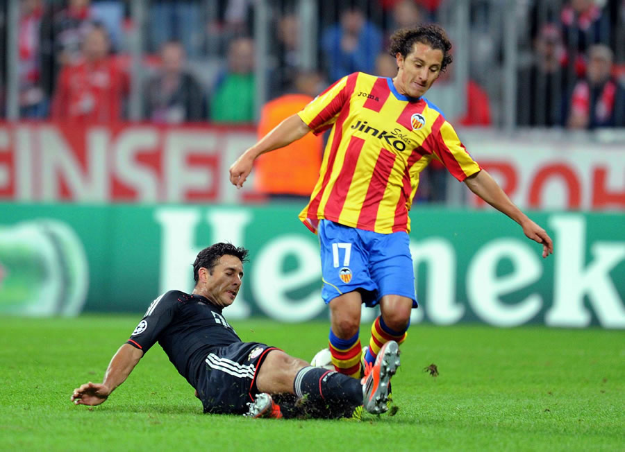Andrés Guardado: El 19 de septiembre debutó en el torneo jugando con el Valencia ante el Bayern Munich. (Mexsport)