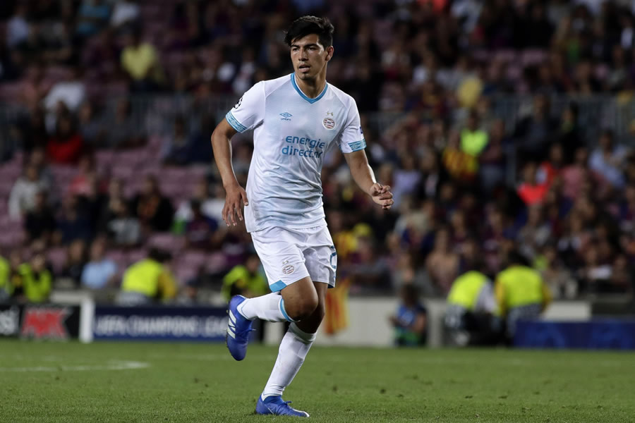 Erick Gutiérrez debutó ante Barcelona en Fase de Grupos el 18 de septiembre de 2018. (Foto: Mexsport)