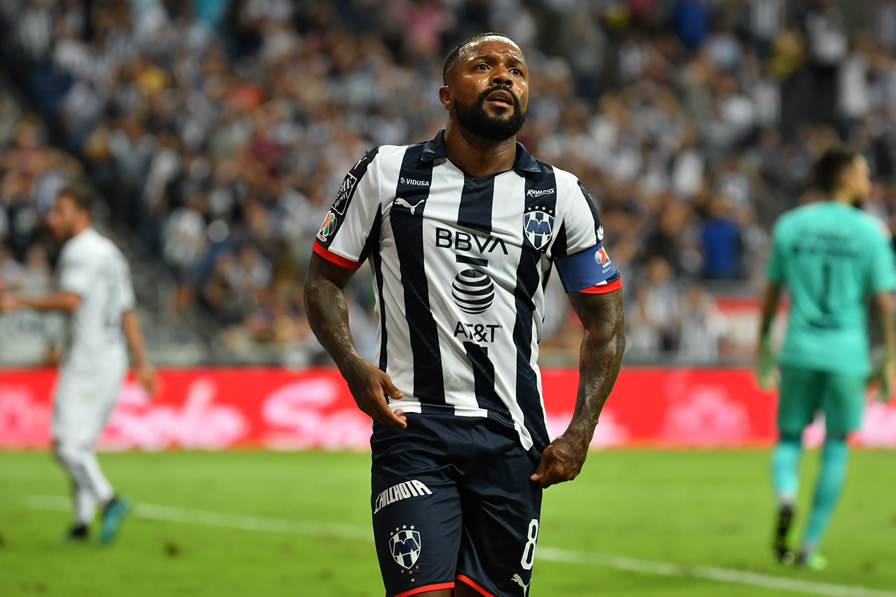 Aunque no anotó, Pabón brilló con Rayados. (Fotos: Imago 7 y Mexsport)