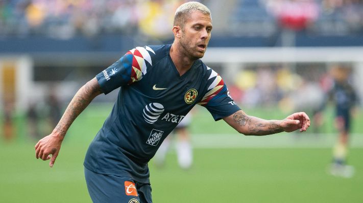 Jérémy Ménez. El francés llegó para intentar romperla en el futbol nacional, pero nunca mostró un nivel competitivo. Hoy anunció su salida del club.