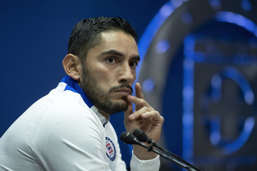 Jesús Corona en conferencia de prensa en La Noria. (Foto: Mexsport)