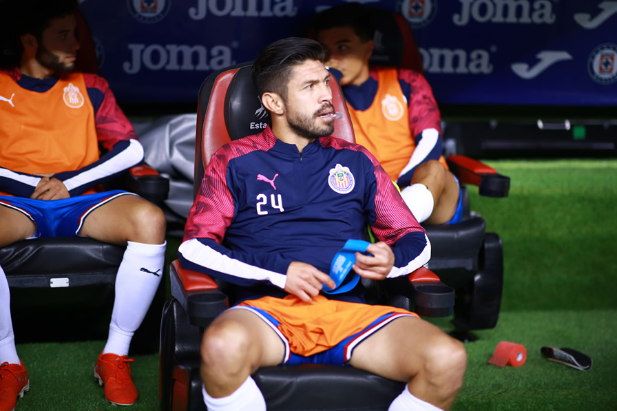 Oribe Peralta se quedó en la banca. (Fotos: Mexspor e Imago 7)