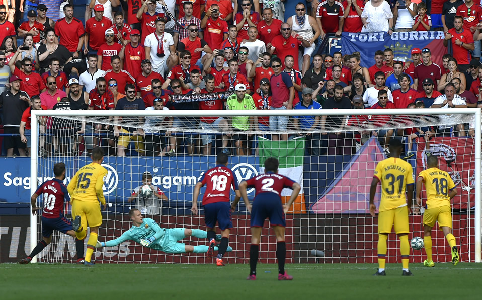 Roberto Torres anotó de penal el gol del empate ante Barcelona. (Foto: AFP)