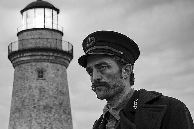 The Lighthouse. Dos hombres trabajan en el faro de una misteriosa isla ubicada en Nueva York. Estreno: 18 de octubre