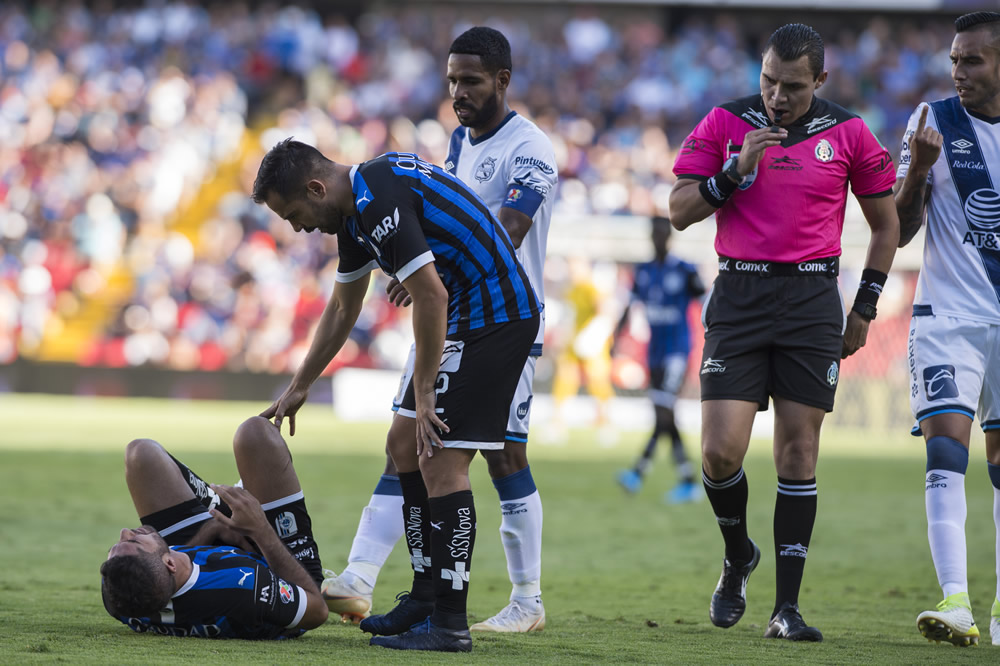 El balón se peleó con todo los 90 minutos (FOTO: Imago7)