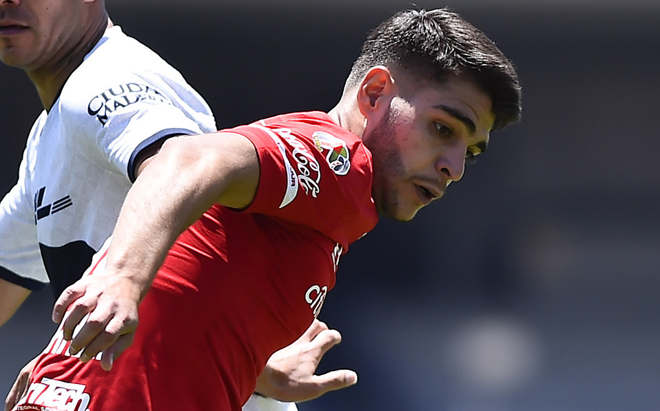 En acción Emmanuel desde CU. (Imago 7)