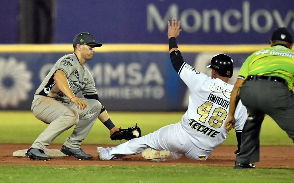 Acereros y Sultanes sostuvieron cuatro series de tres juegos cada una; cada uno ganó seis juegos. (Foto: Cortesía)