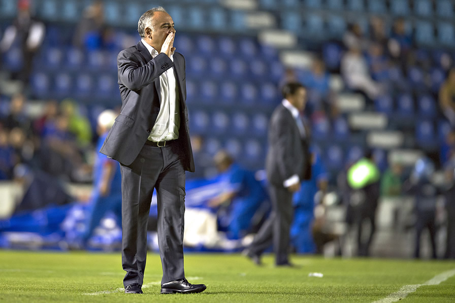 La aventura de Guillermo Vázquez fue de 2012 a 2013. (Foto: Mexsport)