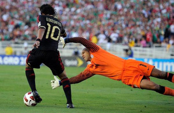 ¿Cómo no recordar aquel baile que le dio Giovanni al arquero Tim Howard para anotar uno de los mejores goles en su carrera?
