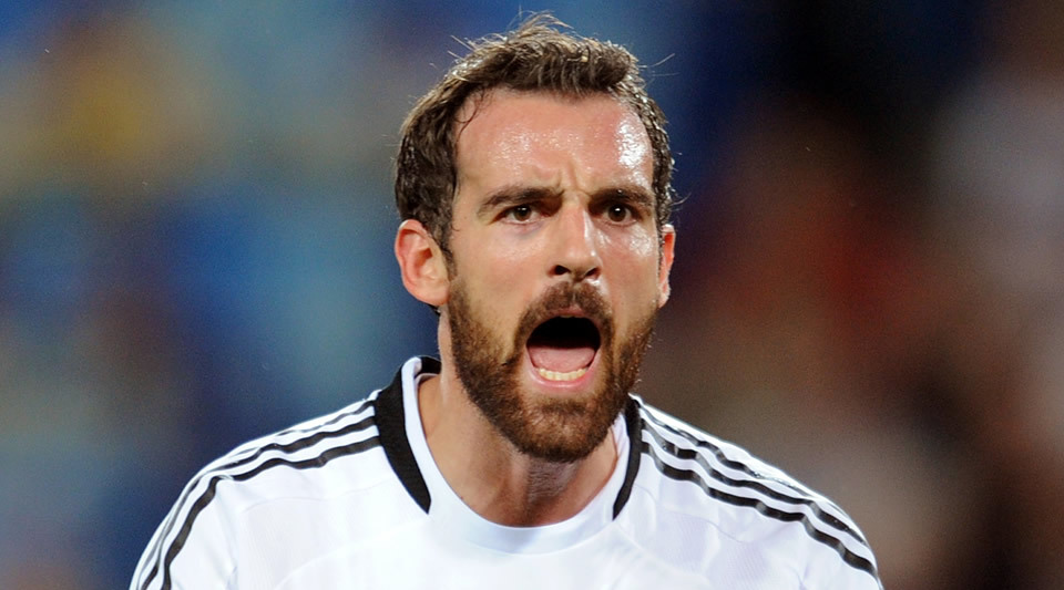 Metzelder fue internacional con Alemania. (AFP)