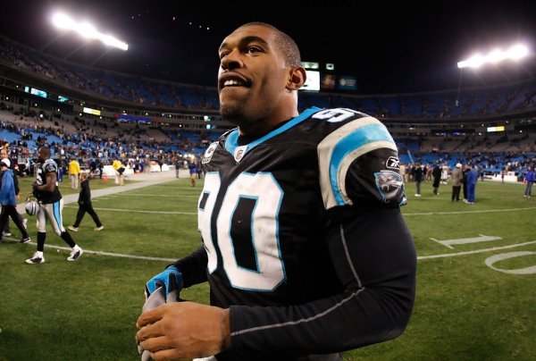 Julius Peppers es 4° histórico de la NFL en capturas de quarterback con 159.5.