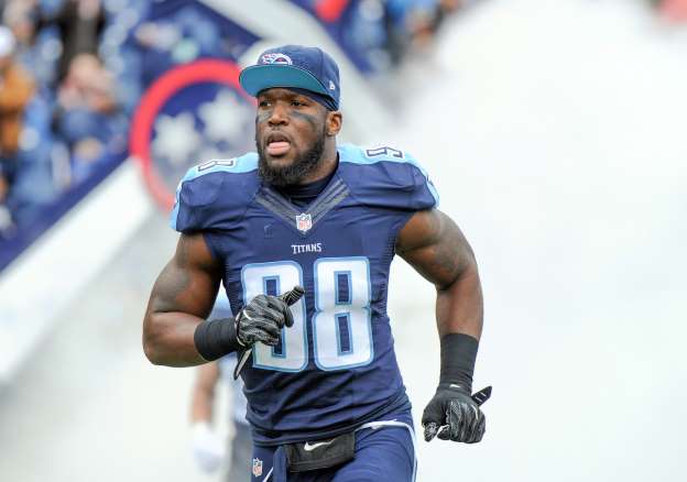 Brian Orakpo llegó al Pro Bowl en cuatro oportunidades y ahora dedicará su vida a la venta de cupcakes.