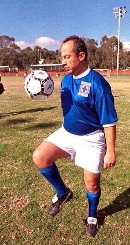 Los mejores memes del circo Cruz Azul.