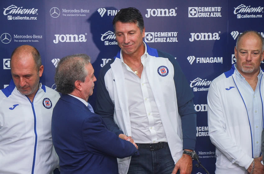 Siboldi fue presentado como DT y la reacción en Wikipedia fue sorpresiva. Foto: Imago7