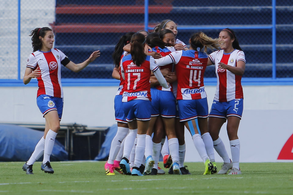 Tania marcó el 3-0 ante Cruz Azul (FOTO: Imago7)