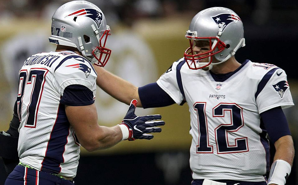 Rob Gronkowski y Tom Brady ganaron tres Super Bowl juntos en New England (AFP)