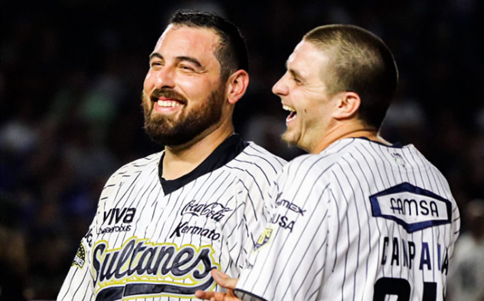 Yamaico Navarro fue el MVP de la noche. (sultanes)