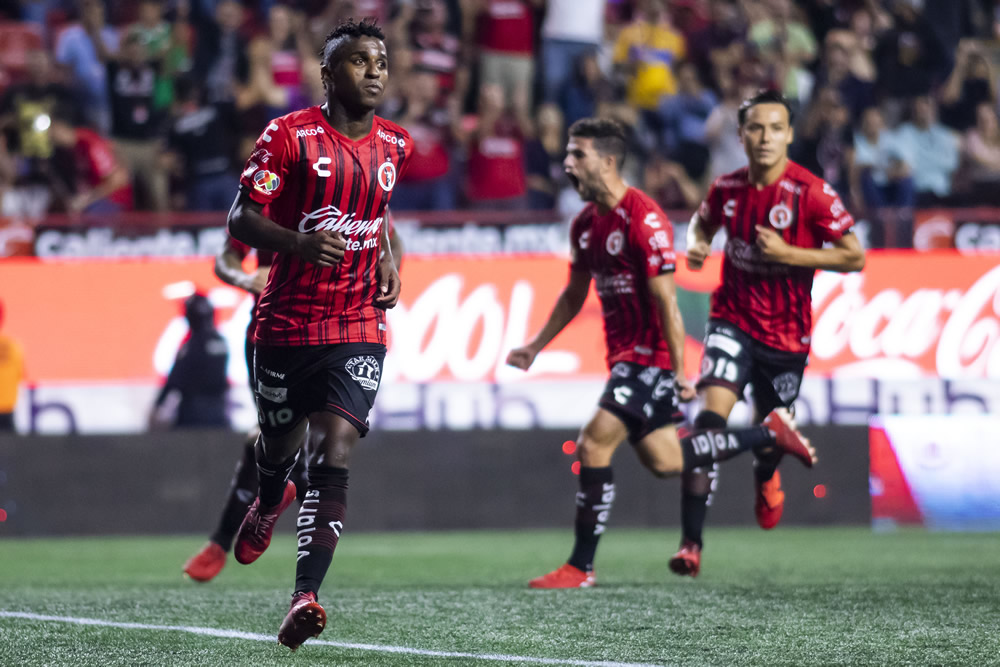 Bolaños empató el juego al 94´(FOTO: Imago7)