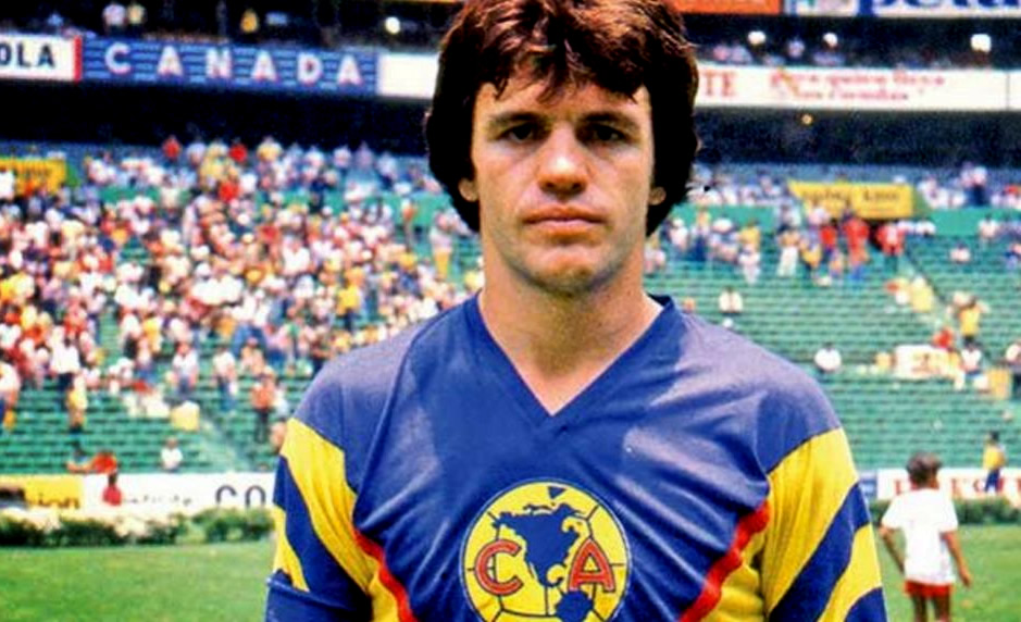 Javier Aguirre: Debutó con las Águilas en 1979, voló al Osasuna en 1986 y se convirtió en todo un ídolo.