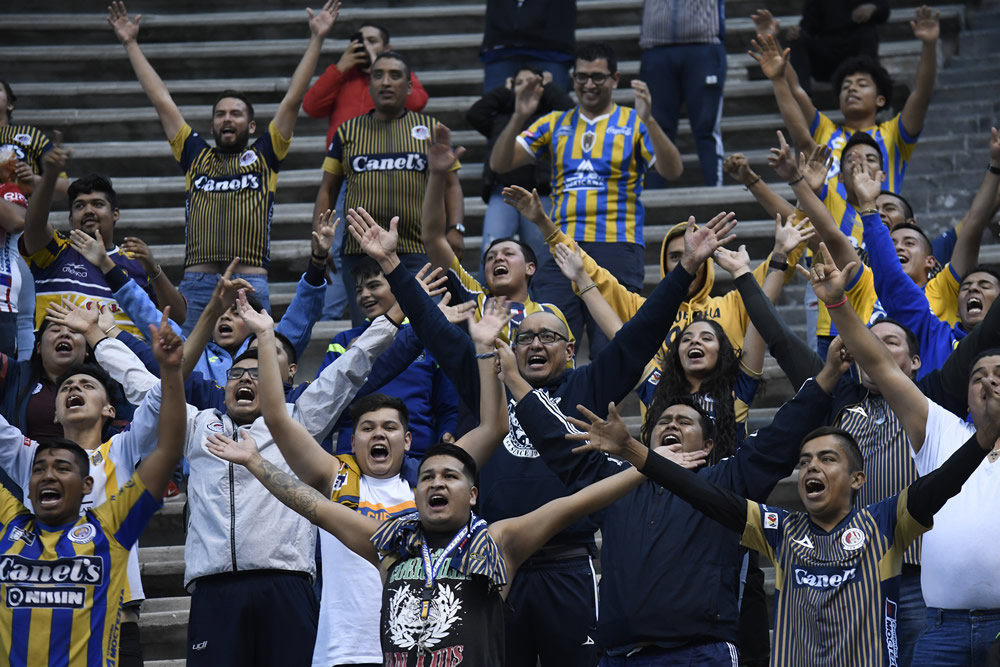 La afición potosina en el Cuauhtémoc (FOTO: Imago7)