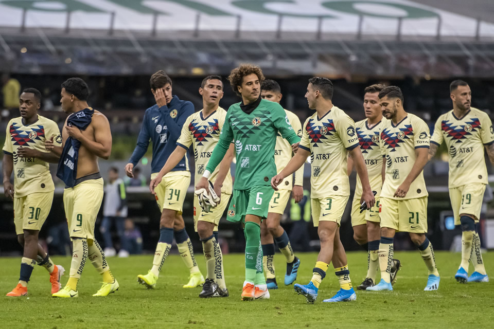 En América minimizaron error de Guillermo Ochoa ante Pumas