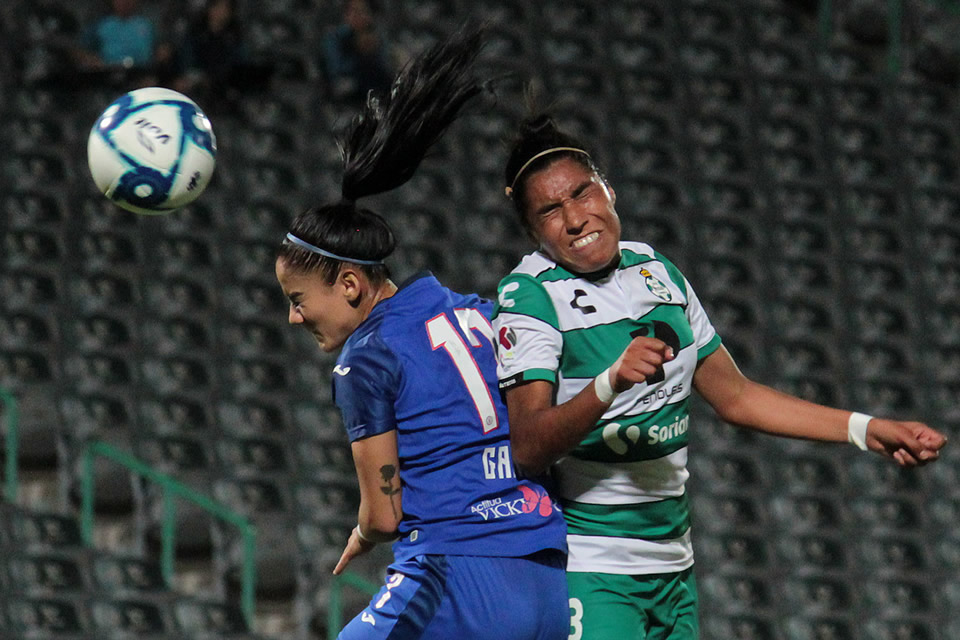 Cruz Azul perdió en La Comarca (FOTO: Imago7)