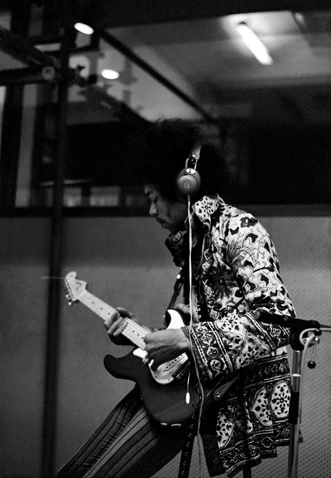 Haciendo magia en los Olympic Studios, de Londres (1967).