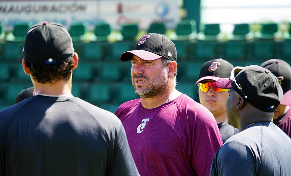 "Yo ya me veo campeón": Benjamín Gil manager Tomateros de Culiacán