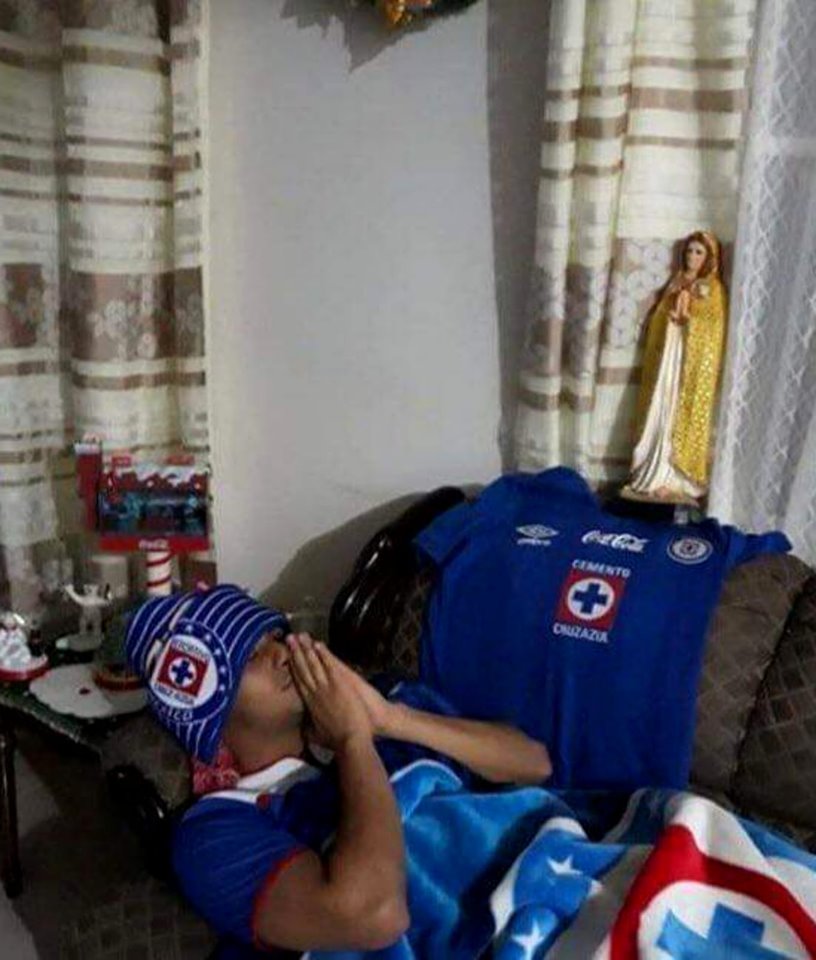 Los memes no perdonaron ni a Campeón ni a subcampeón.