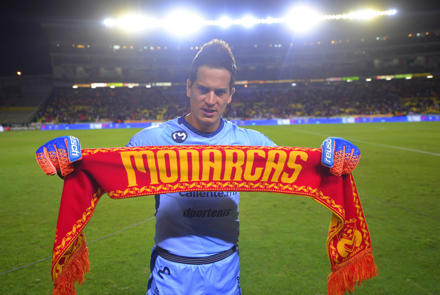 Sebastián Sosa, el jugador del partido. (Fotos: Mexsport e Imago 7)
