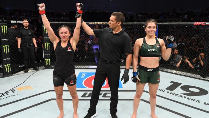 Momento en que los jueces le dieron el triunfo a Esparza. (Foto: @UFCEspanol)