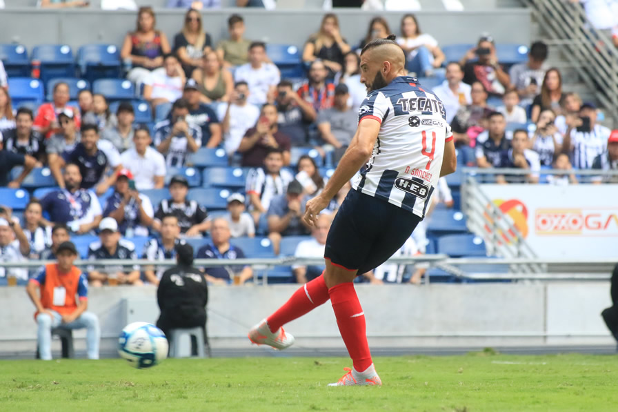 Nicolás Sánchez así abrió el marcador. (Foto: Imago 7)