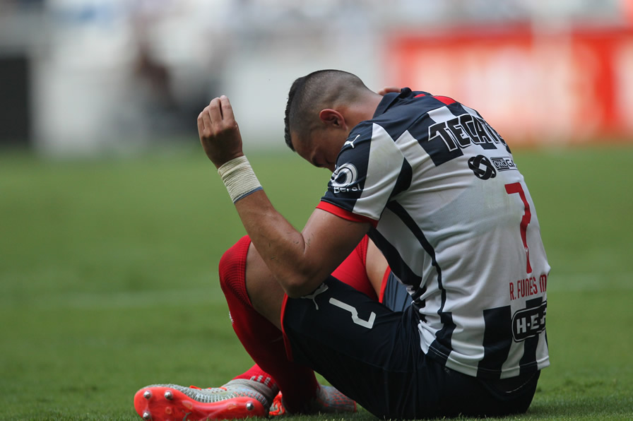 Rogelio Funes Mori así celebró su anotación. (Foto: Imago 7)