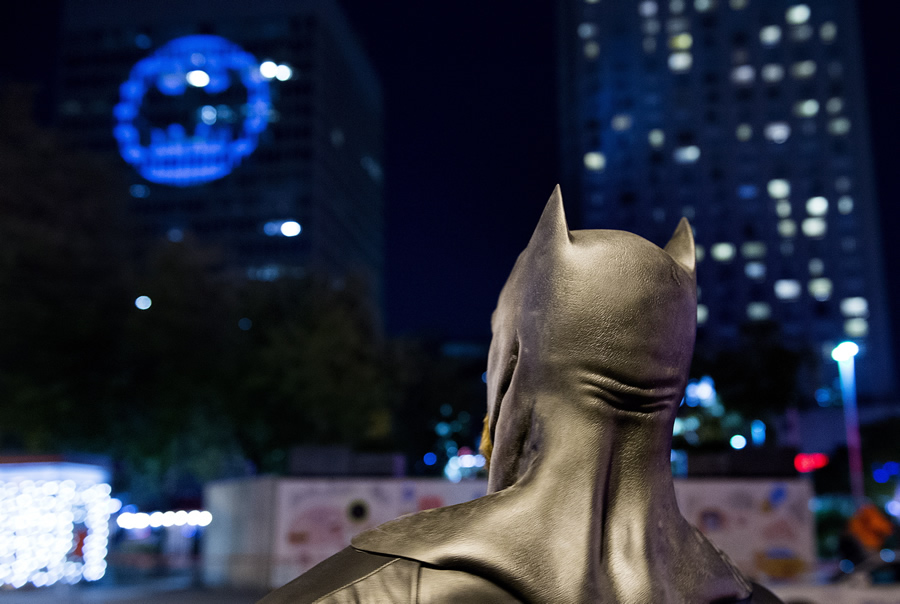 Los aficionados celebraron 80 años de Batman. (Foto: AP)