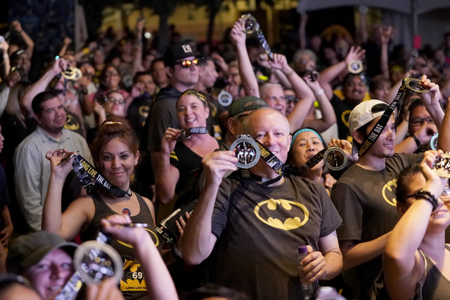 Los aficionados celebraron 80 años de Batman. (Foto: AFP)