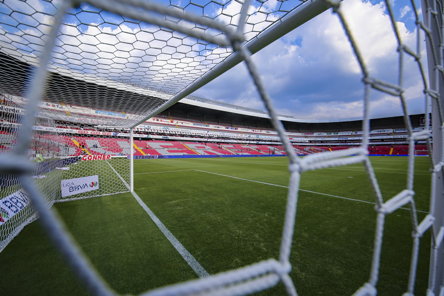 La cancha de la Corregidora recibió al partido entre Gallos y Rayos. (Foto: Imago7)