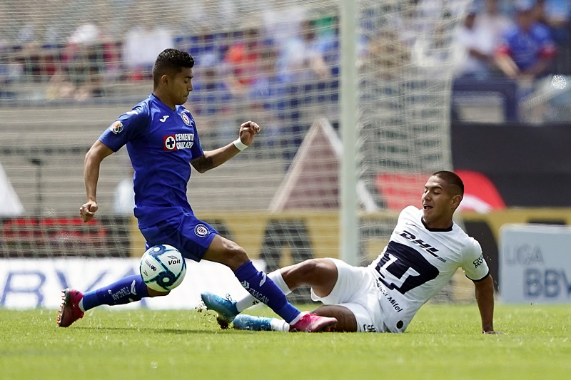 Orbelín Pineda es el jugador que más faltas ha recibido con 30. (Foto: Imago7)