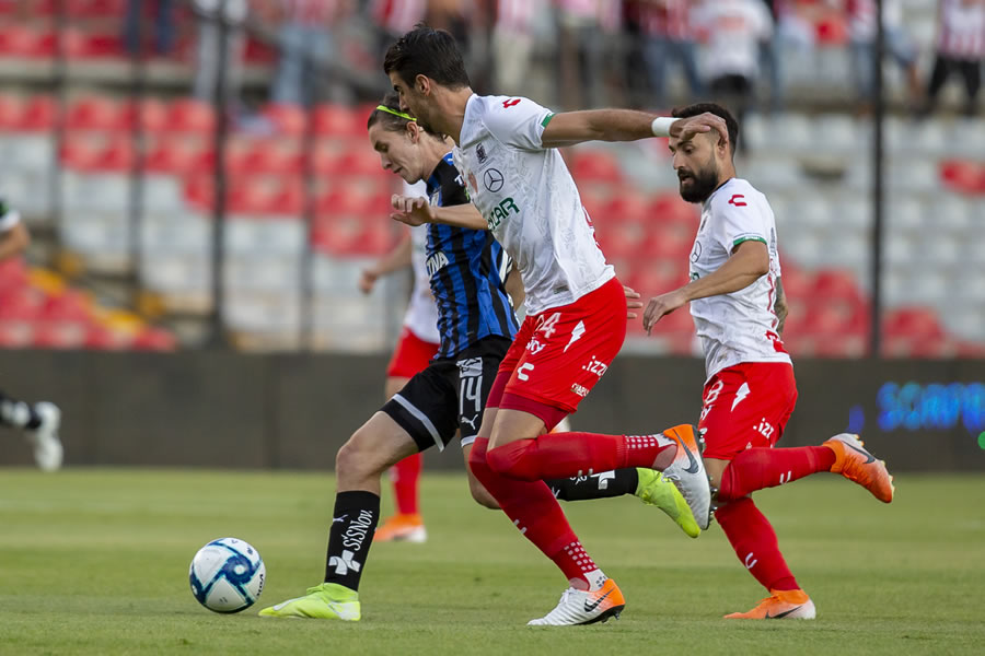Al principio del partido Gallos dominó el encuentro. (Foto: Imago7)