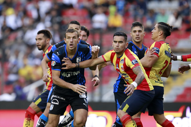 Sebastián Vega manda en el 1 vs 1 a la defensiva con 17 ocasiones. (Foto: Imago7)