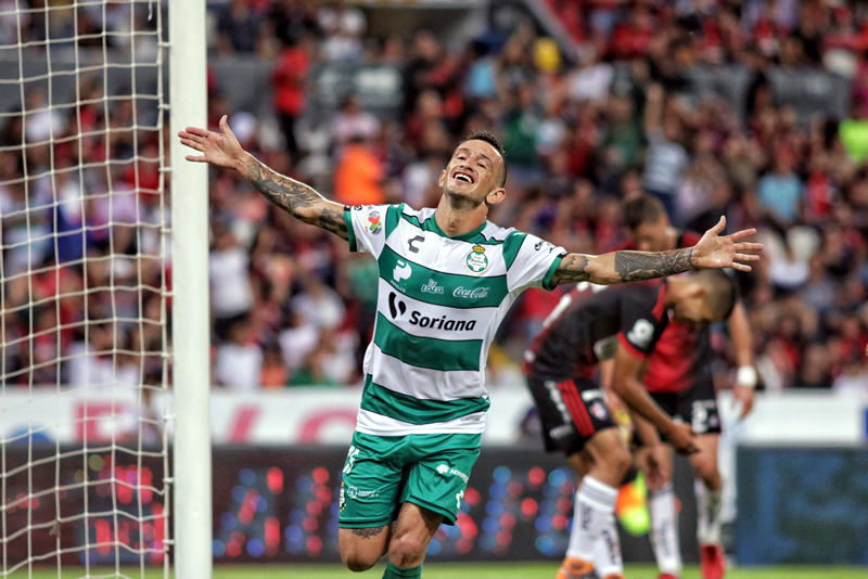 En tiros a gol con dirección a portería, Brian Lozano de Santos es el líder con 12 intentos. (Foto: Imago7)