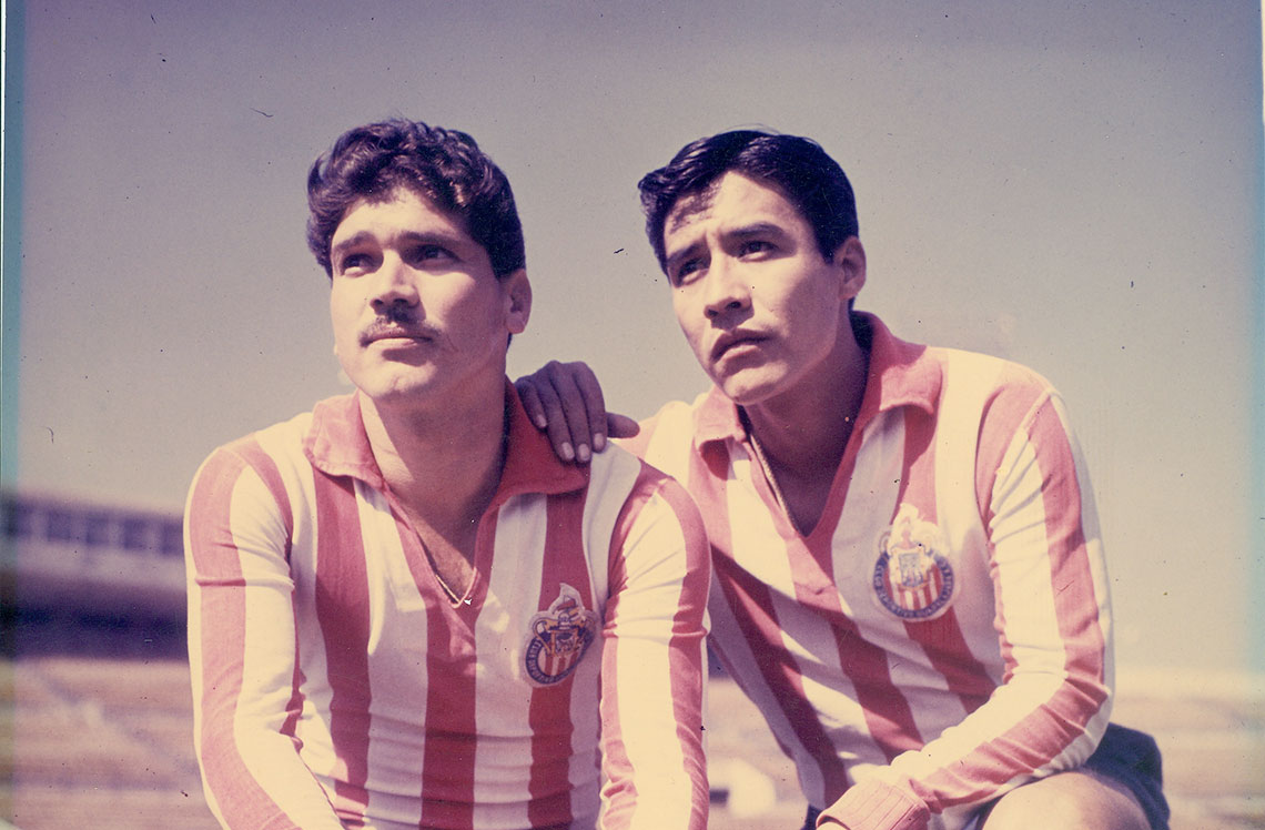 Históricos como Chava Reyes se hicieron presentes con goles en varias ocasiones en los Clásicos de Clásicos (Foto: Web)