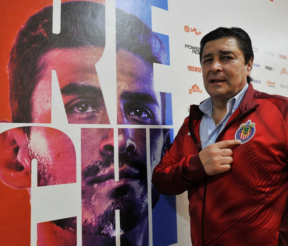 Luis Fernando Tena  El Flaco sabe lo que es dirigir al América y ahora vivirá su primera vez como rojiblanco