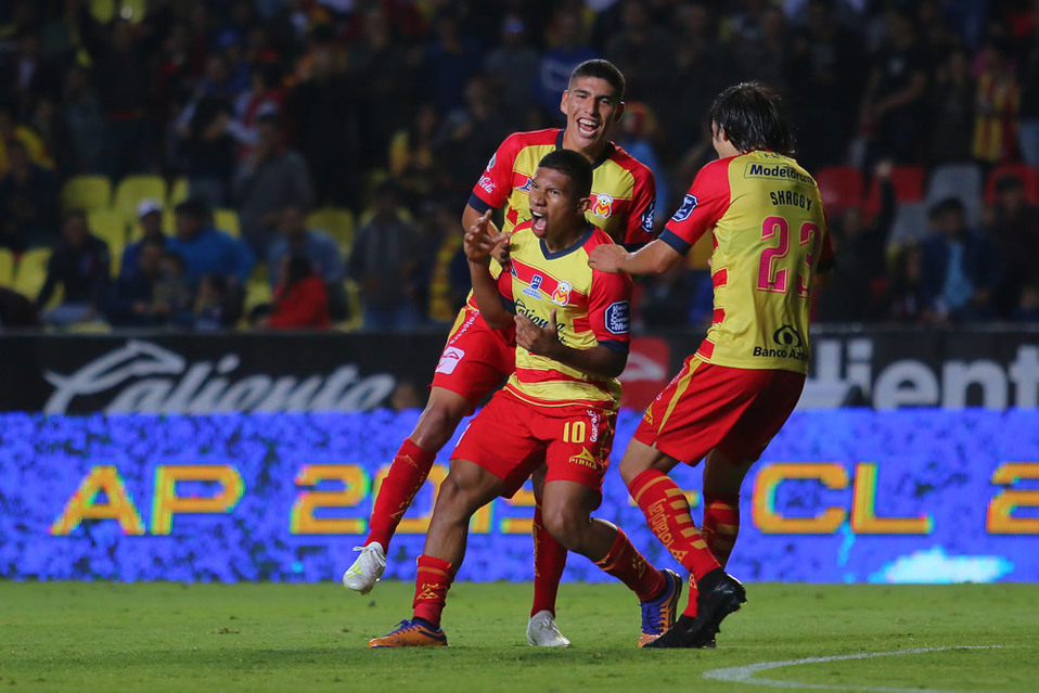 Edison Flores marcó el segundo de la noche (FOTO: Imago7)