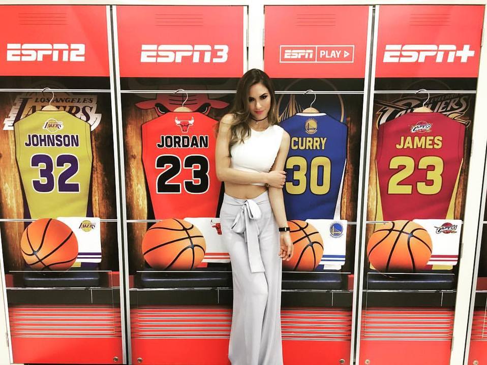 Miroslava Montemayor, la bellísima conductora que deja ESPN pero se lleva nuestros corazones.