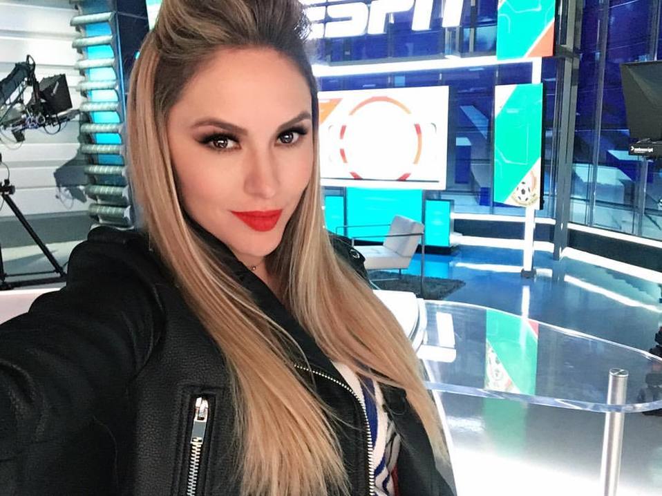 Miroslava Montemayor, la bellísima conductora que deja ESPN pero se lleva nuestros corazones.