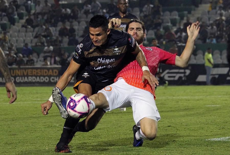 Juego ríspido en la frontera sur. (Foto: Imago 7)